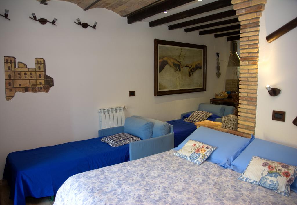 Il Nido Di Rondine Bed and Breakfast Dolceacqua Buitenkant foto